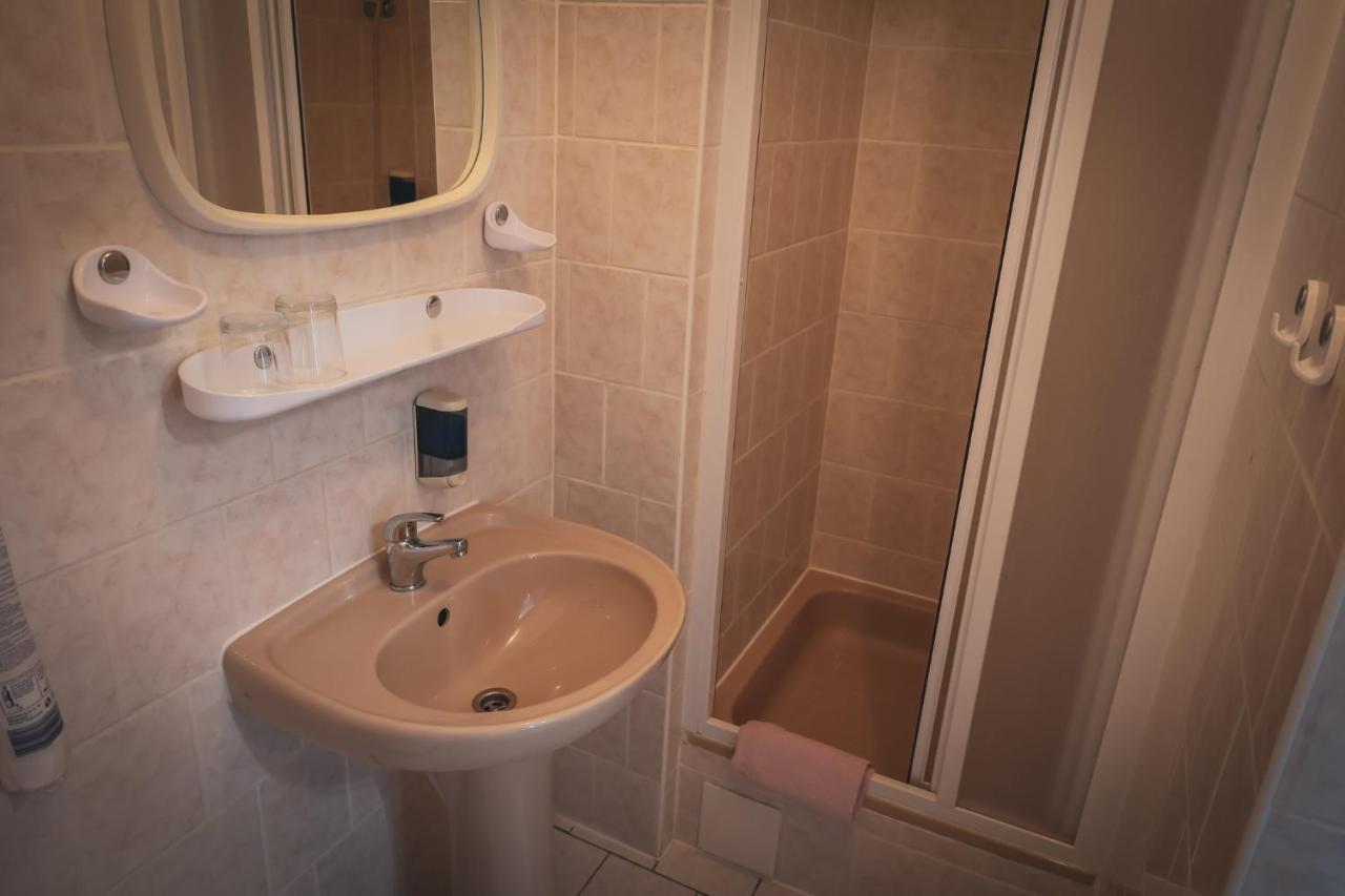רומבורק Hotel Apartment Faraon מראה חיצוני תמונה