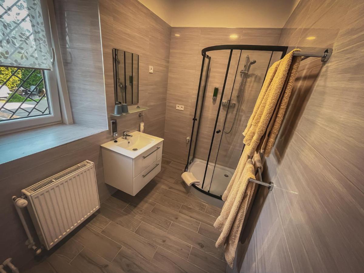 רומבורק Hotel Apartment Faraon מראה חיצוני תמונה
